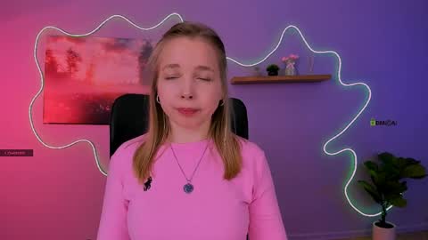 Snapshot of teya_starling chatting on April 19, 7:40 am teya_starling online show from April 19, 7:40 am
