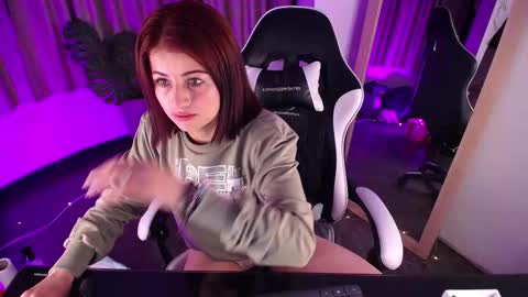 teylo_80as online show from February 13, 10:55 am