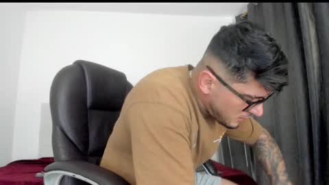 teylor creed online show from November 15, 6:04 pm