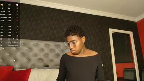 Snapshot of teylor_lovee chatting on March 7, 9:56 pm teylor_lovee online show from March 7, 9:56 pm