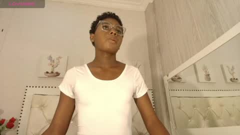 Snapshot of teylor_lovee chatting on April 14, 4:40 am teylor_lovee online show from April 14, 4:40 am