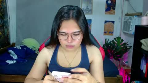 Snapshot of tgirlselena chatting on April 26, 9:01 pm tgirlselena online show from April 26, 9:01 pm