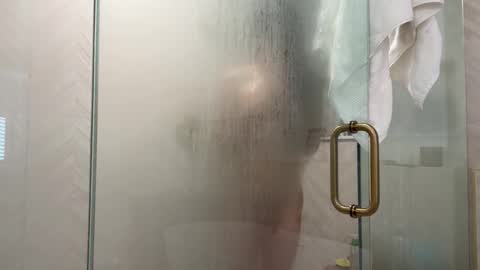 babygirlmami online show from November 18, 5:39 pm