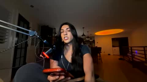 babygirlmami online show from March 27, 8:26 am