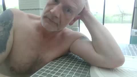 Snapshot of tgrizzthestarseed chatting on May 19, 12:49 am tgrizzthestarseed online show from May 19, 12:49 am