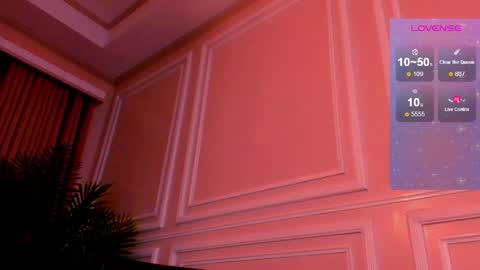 Snapshot of th3r3sa chatting on April 21, 2:51 am th3r3sa online show from April 21, 2:51 am