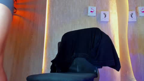 Snapshot of thaddeus_king chatting on January 29, 9:50 pm thaddeus king online show from January 29, 9:50 pm