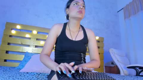 thalia888_ online show from October 12, 7:02 pm