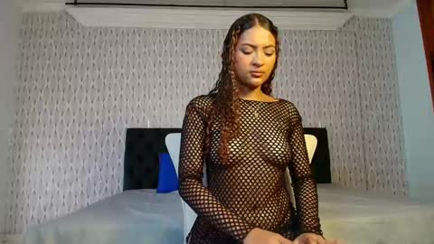 Thalia or Lia online show from February 25, 5:47 pm