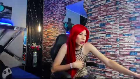 thamara_roberts online show from May 4, 7:43 pm