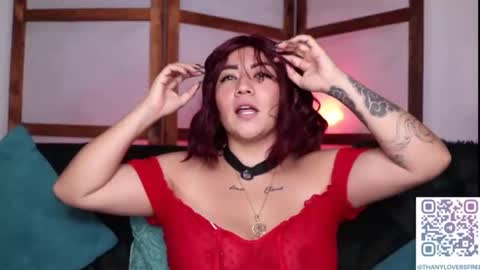 Snapshot of thanybonny chatting on April 29, 5:44 am Atihana Gil online show from April 29, 5:44 am
