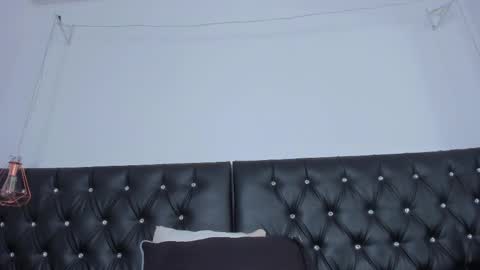 Snapshot of thara_webstter chatting on February 12, 5:48 pm thara webstter online show from February 12, 5:48 pm