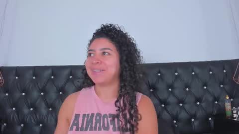 Snapshot of thara_webstter chatting on February 27, 5:36 pm thara webstter online show from February 27, 5:36 pm
