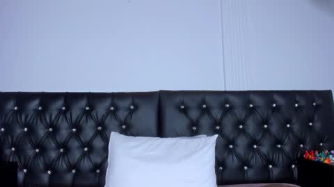 thara webstter online show from October 25, 12:02 pm