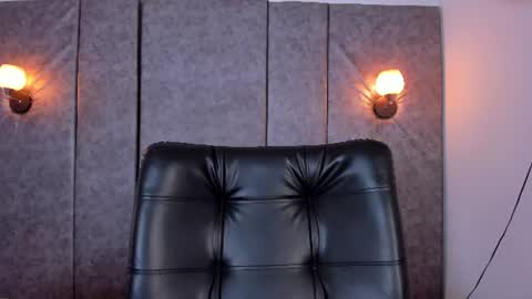 thara webstter online show from June 26, 11:36 am