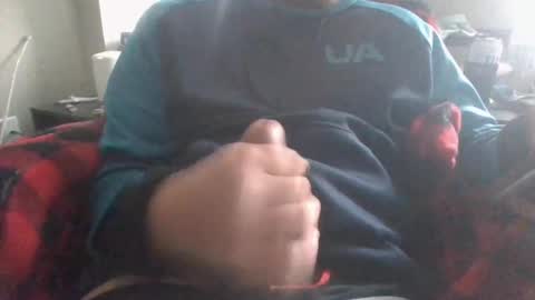 A guy online show from November 18, 6:56 pm