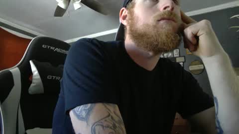 Snapshot of thatbigdickguy67426488 chatting on February 13, 8:34 pm thatbigdickguy67426488 online show from February 13, 8:34 pm