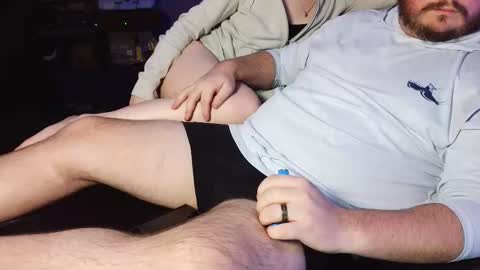 Snapshot of thatfuncouple69 chatting on January 18, 5:11 am dave and alexis online show from January 18, 5:11 am