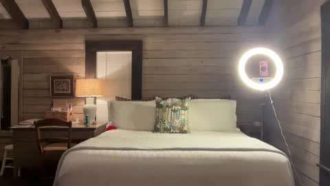 thatfunguy16 online show from February 12, 5:57 am