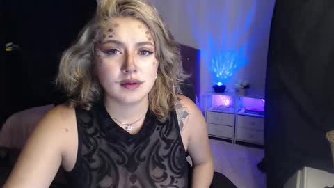   online show from October 4, 4:43 am