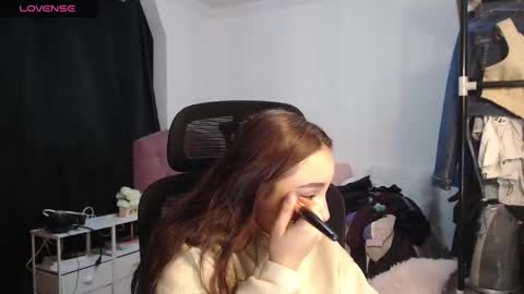   online show from October 9, 11:41 am