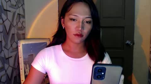 Snapshot of thatgirl_jammelaxxx chatting on January 25, 3:40 am Jammela online show from January 25, 3:40 am