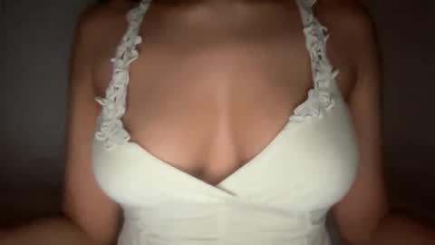 Snapshot of thatgirlmelanie chatting on March 26, 2:17 am Melanie online show from March 26, 2:17 am