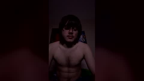 Snapshot of thatguycloud chatting on February 23, 6:22 am thatguycloud online show from February 23, 6:22 am