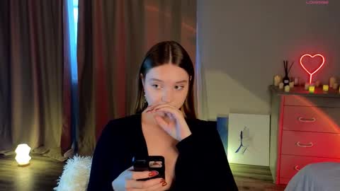 Alice online show from November 29, 11:35 am