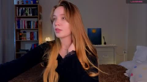 Snapshot of thatonerabbit chatting on May 17, 2:35 pm Alice online show from May 17, 2:35 pm