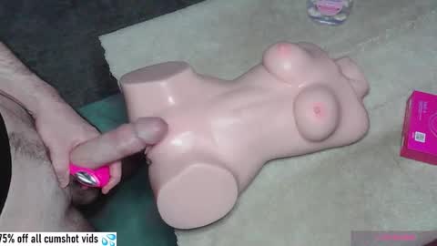 Snapshot of thatswhatshesaid143 chatting on November 6, 2:01 am ThatsWhatSheSaid online show from November 6, 2:01 am