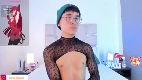 Thayler  online show from January 9, 11:13 am