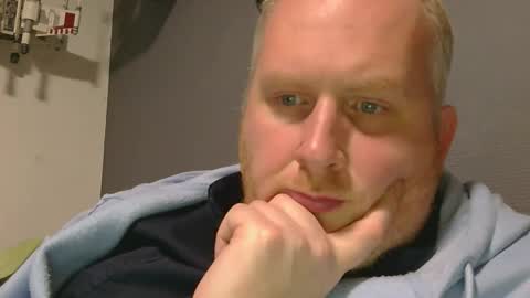 the007146368 online show from December 15, 7:40 pm