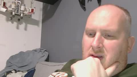 the007146368 online show from February 24, 9:57 pm