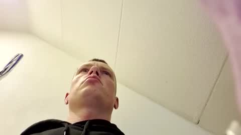 Snapshot of the___rocky200 chatting on January 6, 8:34 pm Dennis online show from January 6, 8:34 pm