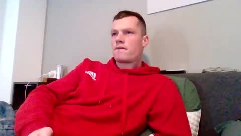 Snapshot of the___rocky200 chatting on January 14, 9:04 am Dennis online show from January 14, 9:04 am