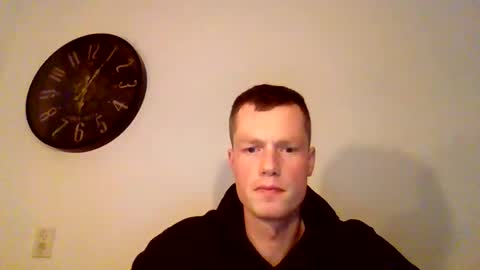 Snapshot of the___rocky200 chatting on January 17, 5:05 pm Dennis online show from January 17, 5:05 pm