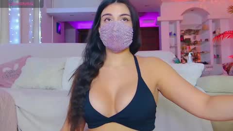 Snapshot of the__sabenna chatting on April 17, 1:36 pm Madina online show from April 17, 1:36 pm