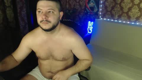 Snapshot of the_avengersgth chatting on September 13, 12:21 am thor lord online show from September 13, 12:21 am