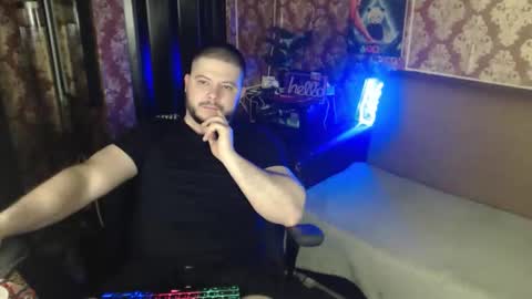 Snapshot of the_avengersgth chatting on April 4, 11:24 pm thor lord online show from April 4, 11:24 pm
