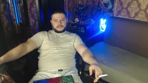 Snapshot of the_avengersgth chatting on May 1, 1:43 am thor lord online show from May 1, 1:43 am