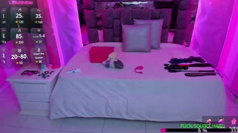 Snapshot of the_cat_girl_ chatting on February 26, 12:49 am i am Cat online show from February 26, 12:49 am