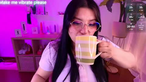 i am Cat  online show from November 12, 3:01 pm