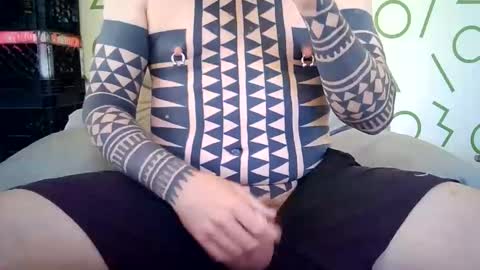 chrisy online show from May 4, 6:48 pm