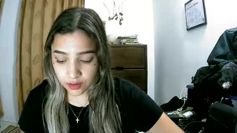 liz online show from June 25, 7:24 am