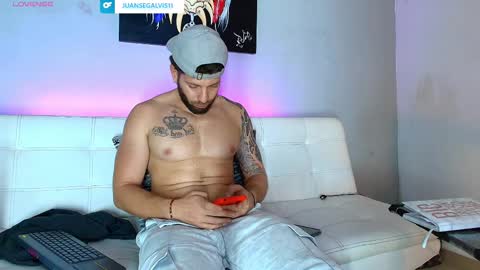 SCOTT  THEO  KAMERON  GENDERSON online show from March 2, 1:15 am