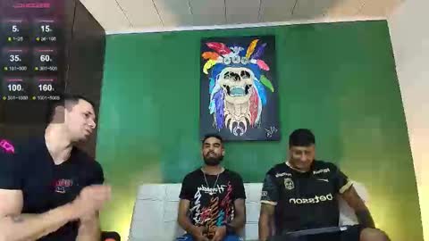 SCOTT  THEO  KAMERON  GENDERSON online show from February 4, 8:36 pm