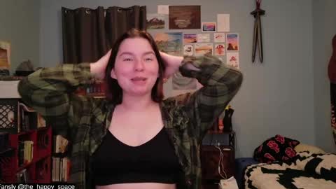 Snapshot of the_happy_space chatting on April 10, 1:33 am MATERNITY LEAVE online show from April 10, 1:33 am