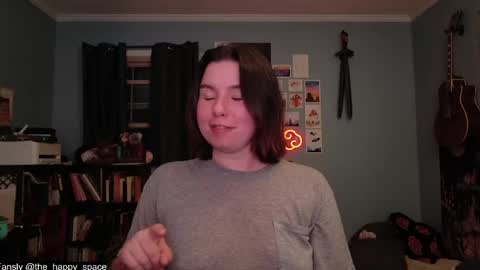 Snapshot of the_happy_space chatting on April 23, 12:12 am MATERNITY LEAVE online show from April 23, 12:12 am