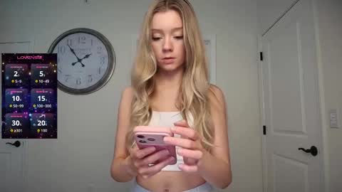 the_hotties online show from May 14, 7:53 pm